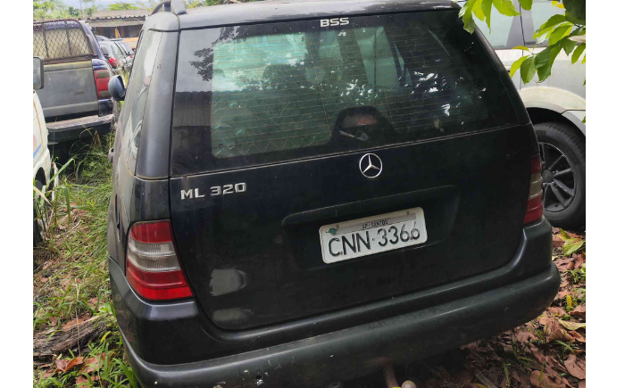 I/MERCEDES ML320 AB54 — foto 4 de 4